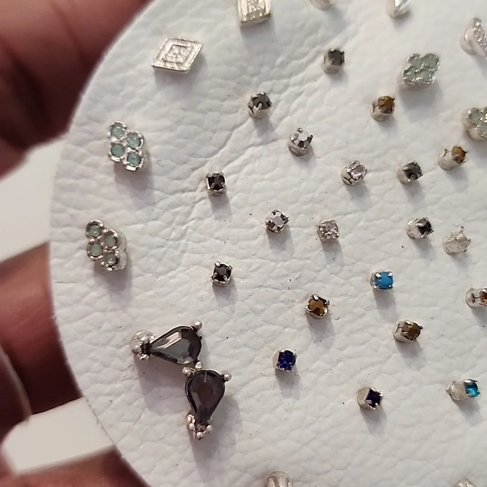 Free People Multicolor Stud Earrings Set 10+ - Picture 4 of 6